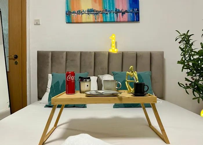 Joy Ultracentral דירה